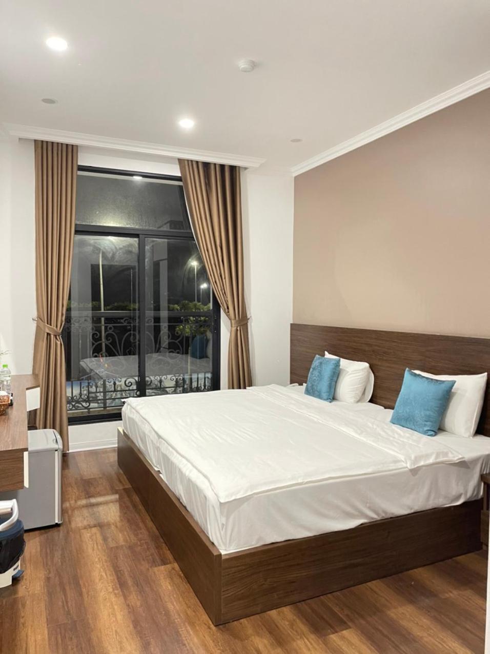 Minh Phong Hotel Ha Long Rom bilde